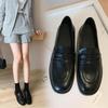 Женские ретро-бархатные лоферы в британском стиле: Осень 2025 Туфли из плоской кожи с квадратным носком для наряда JK
