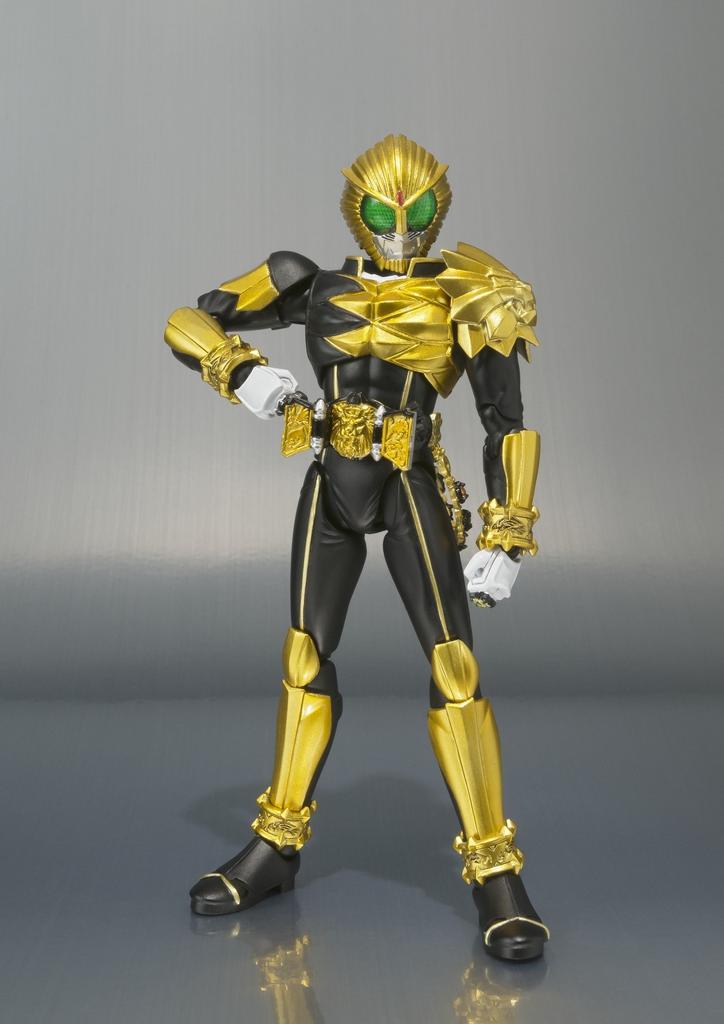 TAMASHII NATIONS Kamen Rider Beast S.H.Figuarts