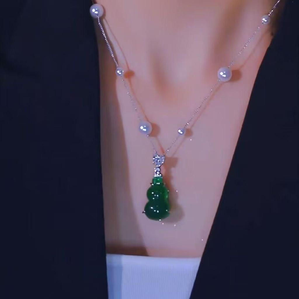 Женское зеленое ожерелье из титановой стали с подвеской в виде тыквы - Элегантная легкая роскошь, цепочка для ключицы