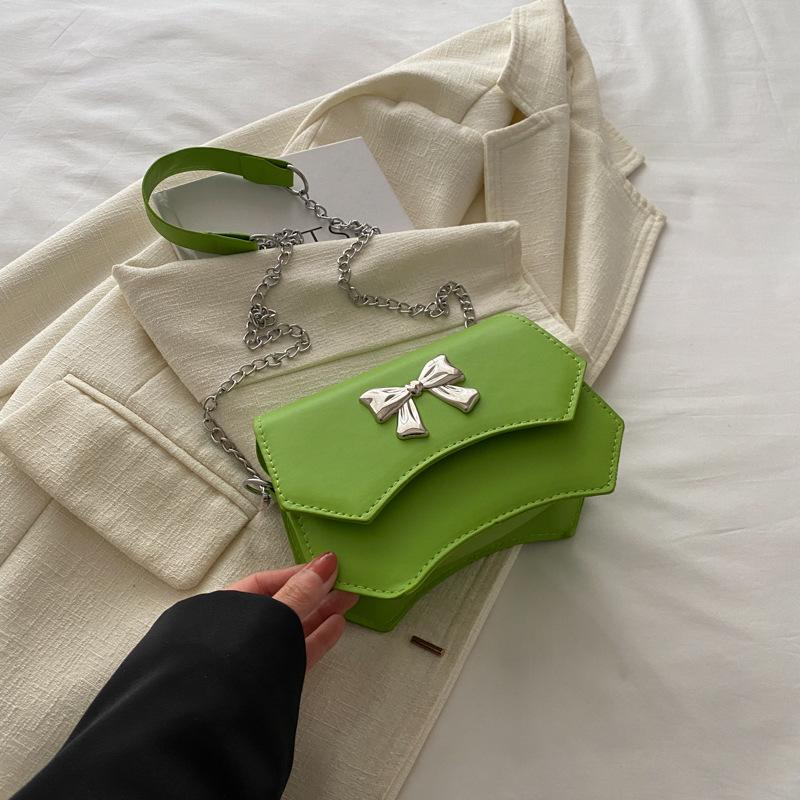 Женская сумка-мессенджер на одно плечо с цепочкой-бантом нежной текстуры, женская весна 2025, новая маленькая квадратная сумка в иностранном стиле для женщин