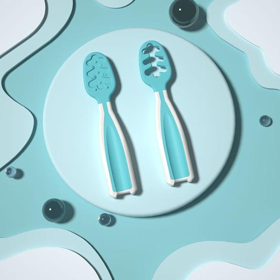 2Pcs Babies Food Training Spoons Set for 6+ Months Attractive Colors Portable Safe TPE Self Feeding Utensils for BLW Toddler Learning Tableware