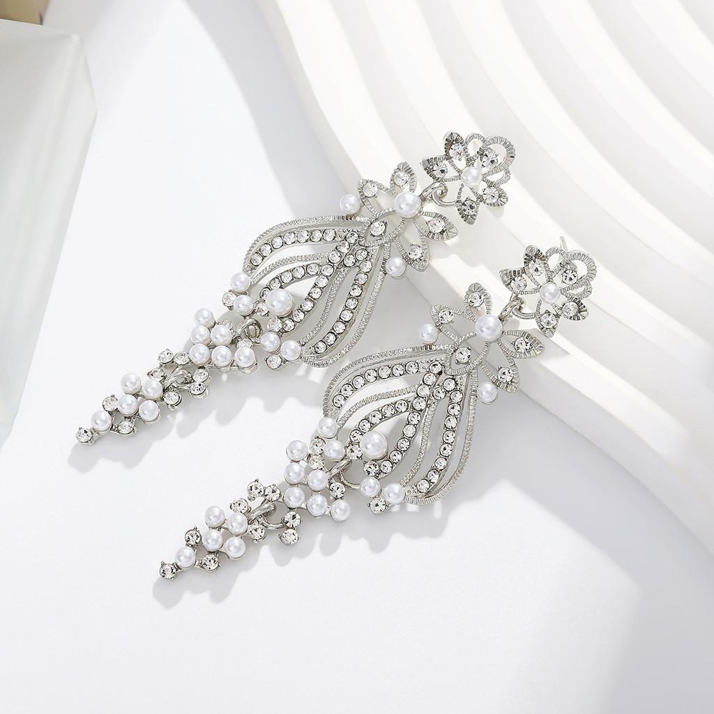 Exaggerated Flower Pearl Drop Earrings For Women Geometric Alloy Spring Accessories