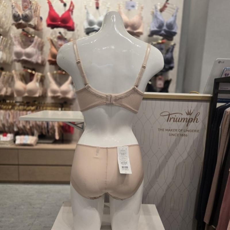 Triumph Комплект бюстгальтер и трусики Tfwbr122 Tfwbp122