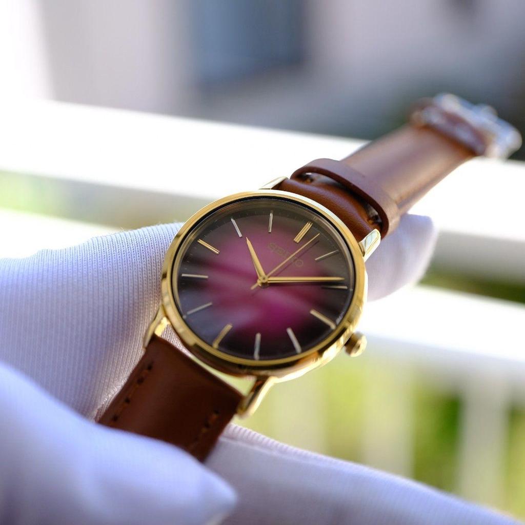 Б/у [В рабочем состоянии] SEIKO коричневый кожаный кварцевый наручный часы золотой корпус OMEGA
