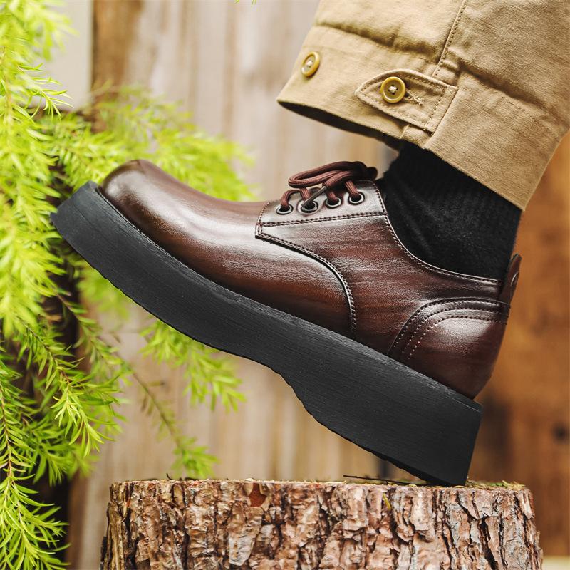 Весна 2024 года, туфли на платформе Дерби в британском стиле, универсальная корейская версия студенческих повседневных мужских кожаных туфель 2881-J