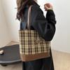 Women's Commuter Bag 2024 New Trendy and Beautiful Bucket Bag Korean Version Large-capacity Underarm Bag Personalized Simple Tote Bag