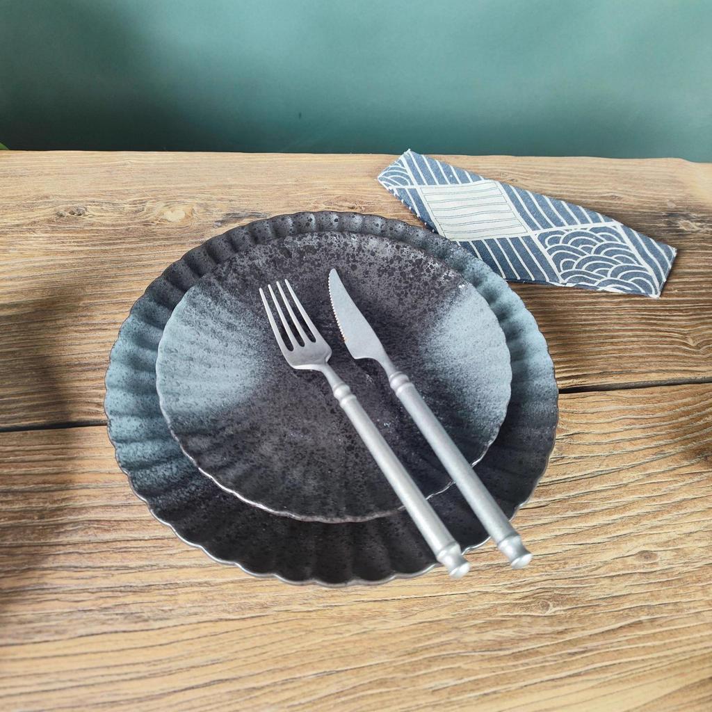 Japanese Ceramic Round Plate - Western, Snack, Steak, Chrysanthemum, Salad Plate