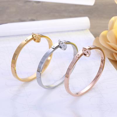 Ювелирные изделия из браслета из нержавеющей стали с подвесным замком и подвеской в виде головы