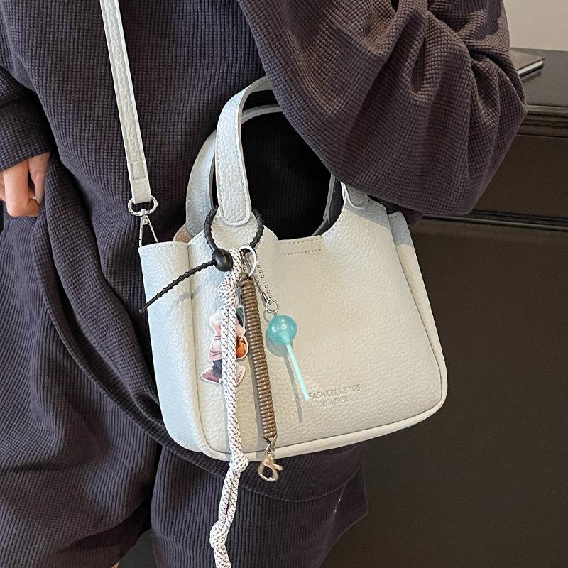 Trend Simple Casual High-end Lychee Pattern Portable Bucket Bag Niche Versatile Commute To Work Solid Color Messenger Bag