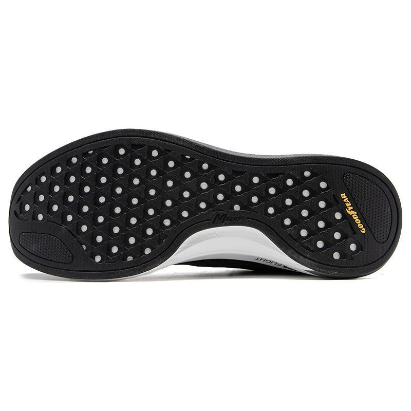 Skechers Go Run Pulse 2.0 'Черный Белый' 220541-BKW