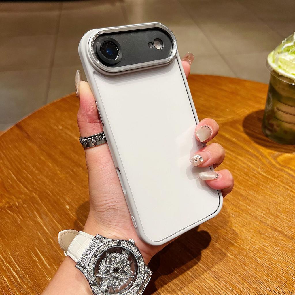 Магнитные чехлы для телефонов, подходящие для IPhone17promax, и чехлы для защиты металлических линз для IPhone 16