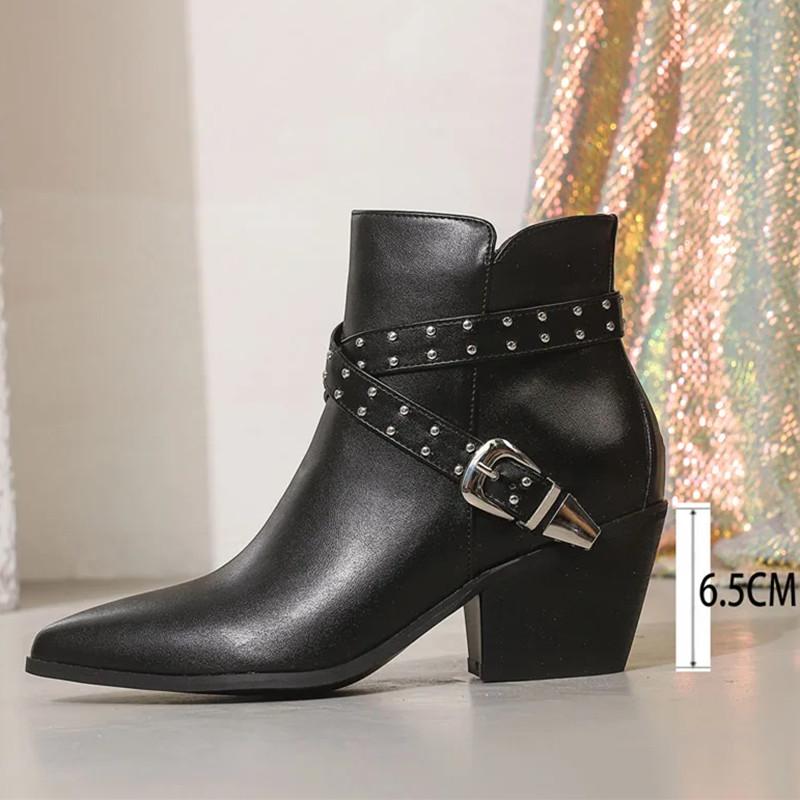Модные женские ботильоны в западном стиле из натуральной кожи, обувь с дизайном заклепок и ремешка с пряжкой, сексуальный острый носок, квадратный каблук, молния, женские ботильоны