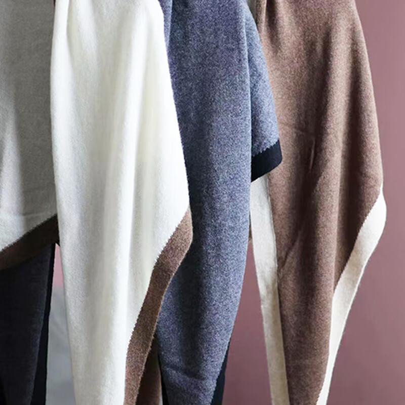 Lu Dahua Women's 100% Cashmere Triangle Shawl with Pom-Poms