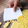 Инструменты для выпечки Пластиковый скребок для теста Скребок для торта Скребок для крема Резак для муки Скребок для колбасы с холодной кожей