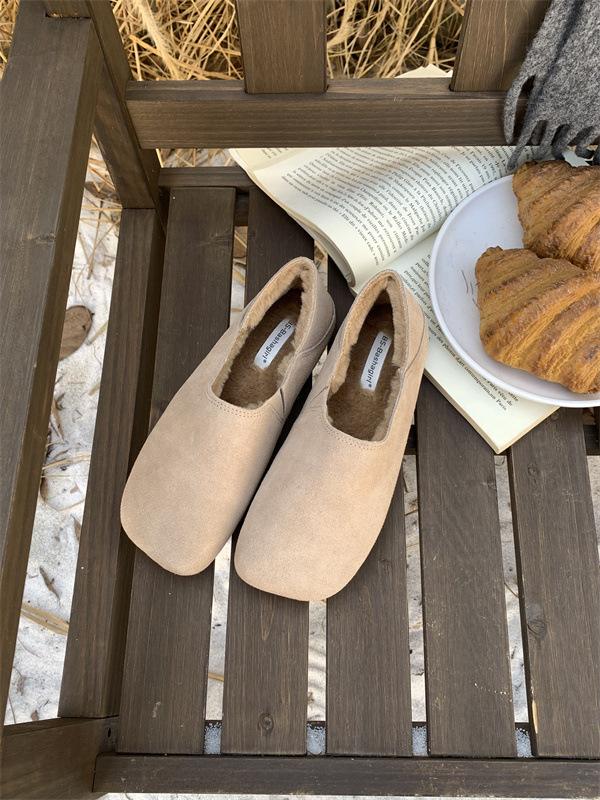 2025 Autumn and Winter New Flat-bottomed French Retro Square Head Single Shoes Women's Shoes Velvet Warm Beanie Shoes