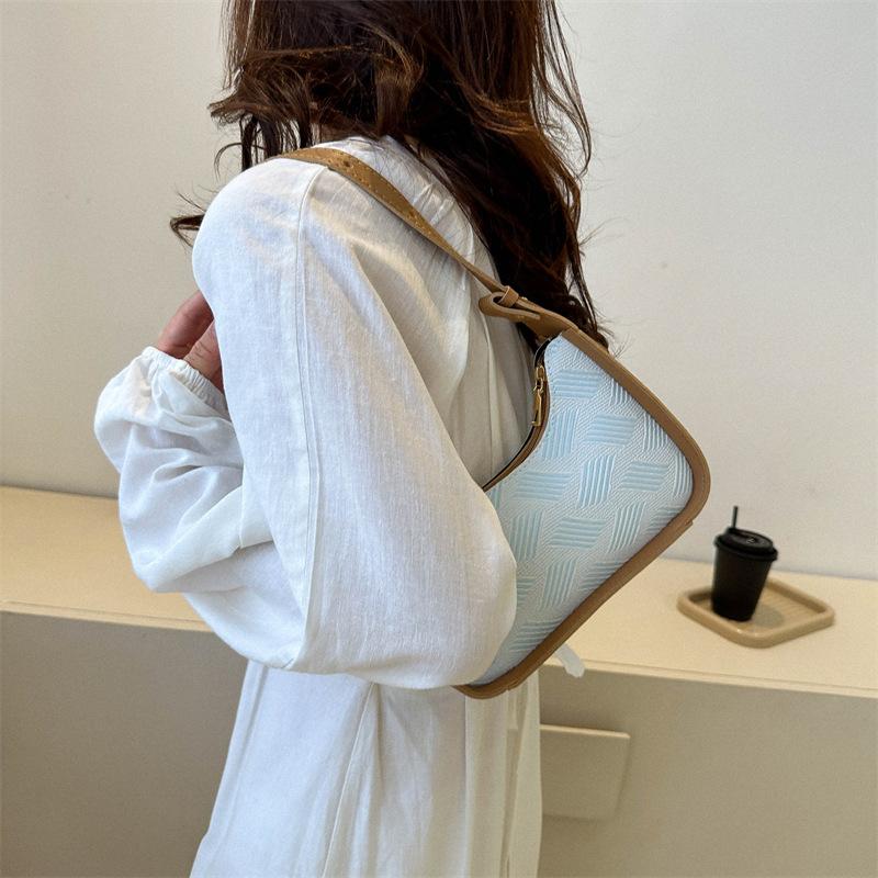 Повседневная портативная маленькая квадратная сумка женская корейская простая и модная клетчатая сумка 2024 года на осень и зиму сумка через плечо подмышку