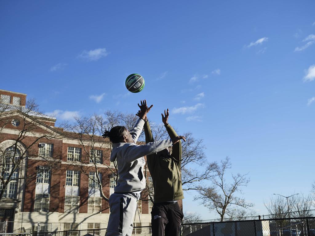 Wilson NBA Team Alliance BSKT Golden State Warriors Basketball NBA Team Alliance Golden State Size Brown Men's (Size 7, Warriors) WTB3100XBGOL,