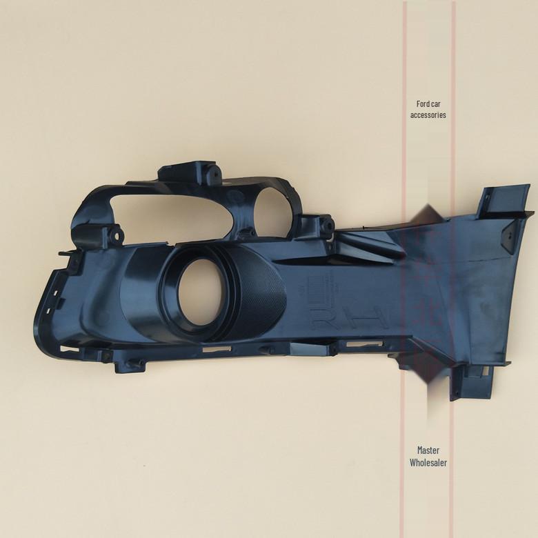 15-17 Ford Mustang Накладка на передний бампер, обрамление противотуманной фары