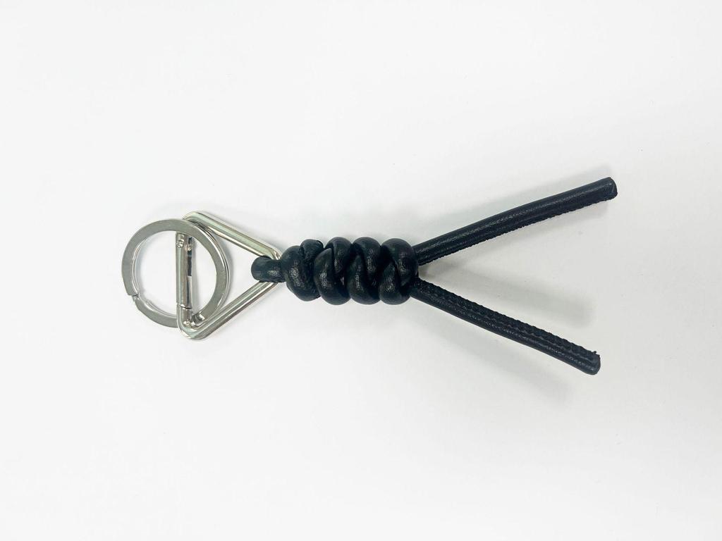 Роскошный плетеный треугольный брелок с подвеской в виде бриллиантового узла