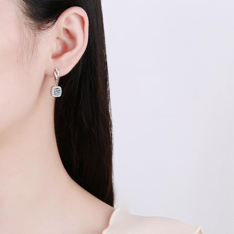 S925 Sterling Silver Earrings Moissanite Earrings Full of Diamonds Winding Color Moissanite Earrings Female Earrings