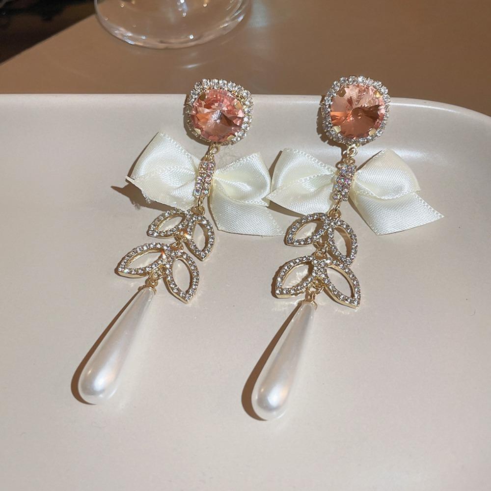 Lovely Elegant Vintage Luxury Women Earrings Korean Style Earrings Bow Ear Stud Butterfly Earrings