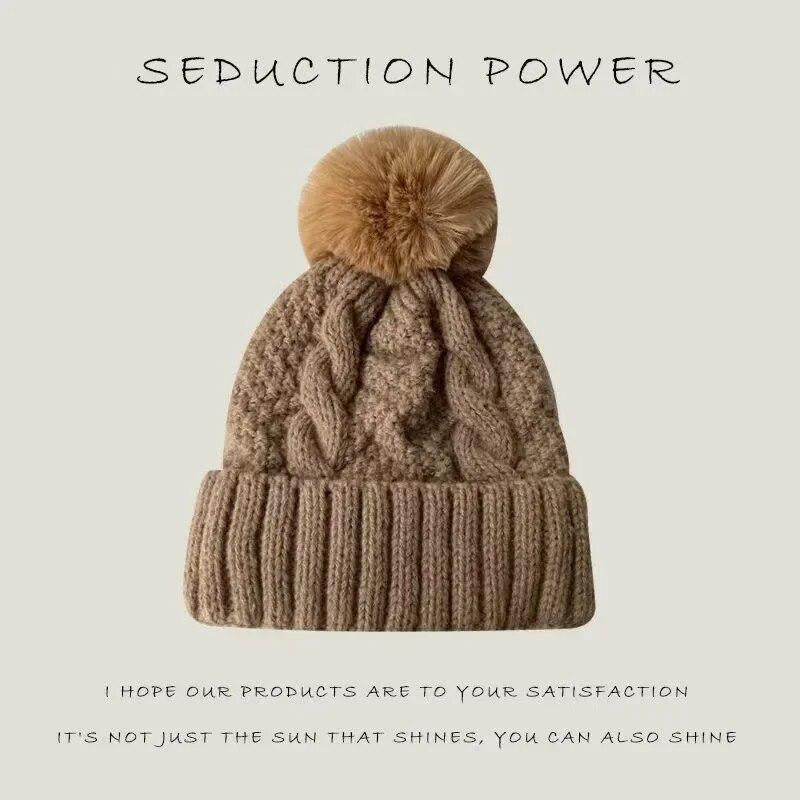 Новая зимняя вязаная однотонная шапка для женщин, толстая плюшевая шапка с меховым помпоном, женская теплая лыжная зимняя шапка Skullies, шапочки