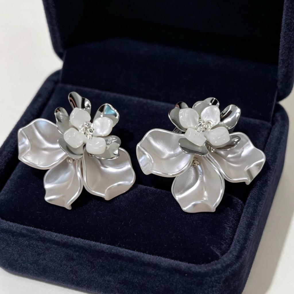 Винтажные Серьги-Гвоздики Черная Серия Игла из Серебра 925 Минималистичные Высококлассные Аксессуары с Индивидуальностью для Женщин
