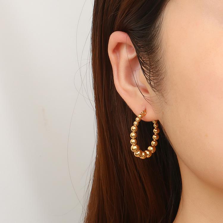 Популярные серьги из нержавеющей стали с круглыми бусинами, женственные простые круглые серьги из титановой стали с пряжкой