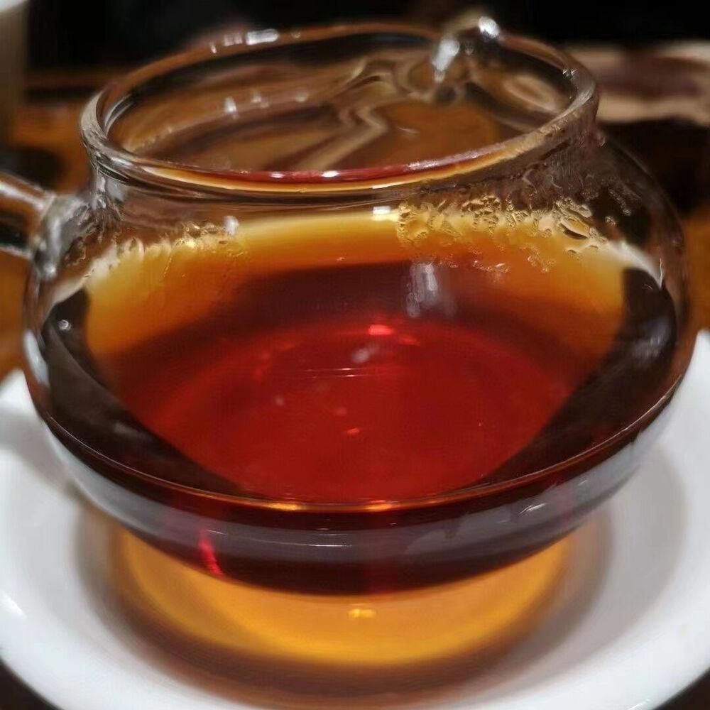 357г Юньнаньский пуэр Спелый чайный торт 2004 Panda Palace Чай Пуэр Старый чайный торт Пуэр