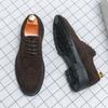 Британский стиль Мода Коричневые мужские формальные туфли Большой размер 46 Замшевые туфли Мужские броги Низкий каблук Деловые туфли Мужская обувь