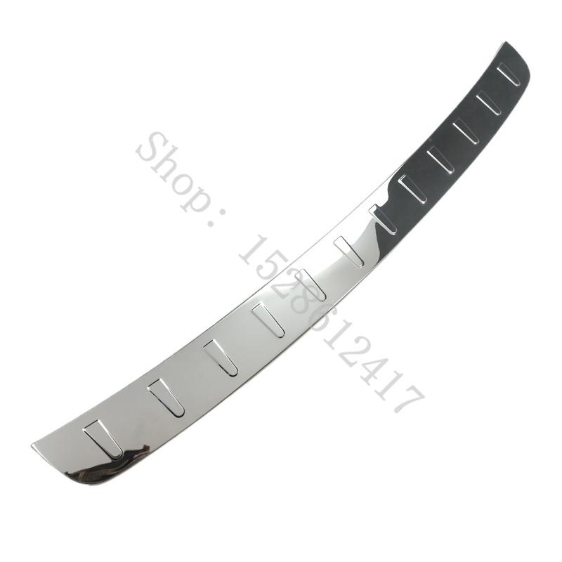 For Volvo V60 V60/CC ~2024 Stainless Rear Bumper Protector Sill Trunk Tread Plate cover Trim Car Accessories