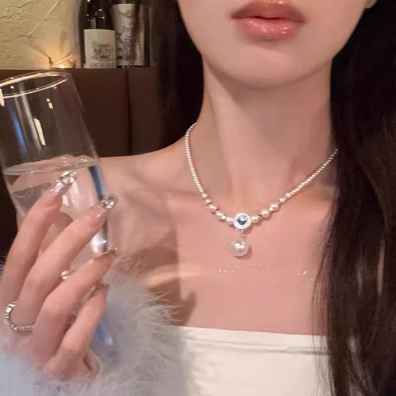 Love Heart Rivet Punk Choker Necklace - Y2K Subculture Clavicle Chain