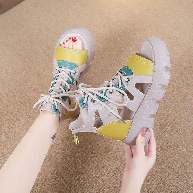 Крутые ботинки женские ретро босоножки на платформе со шнуровкой модные полые босоножки лето 2025 новые дышащие повседневные туфли-маффины