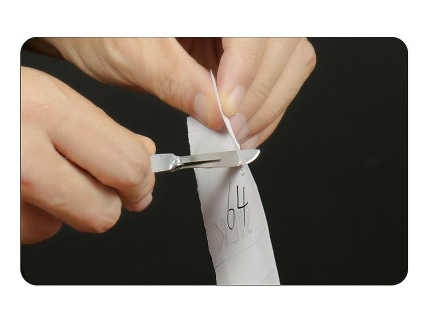 Волшебная Северная Бритва и Нож: Интерактивный хоррор-реквизит для острых ощущений вблизи