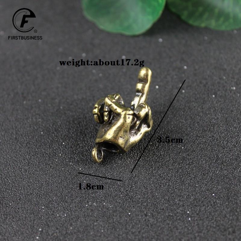 Copper Hand with Erect Middle Finger Up Statue Punk Style Vintage Brass Hand Miniature Ornaments Home Office Desk Decoration Toy