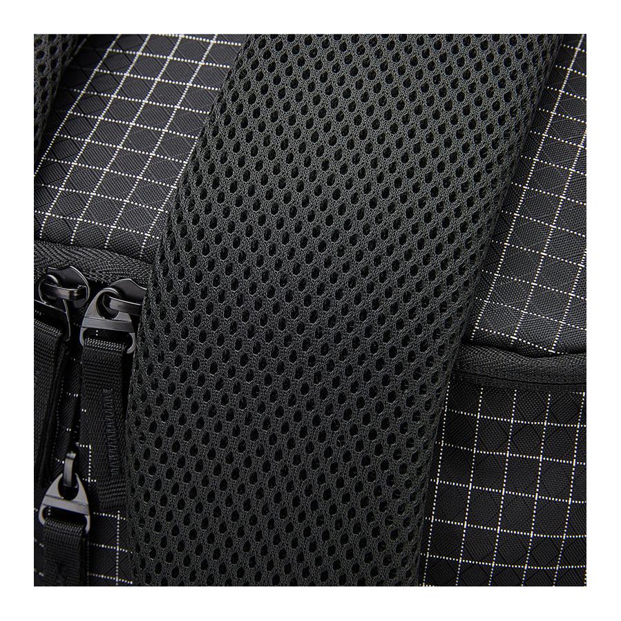 Peak 20-35L Lightweight Outdoor Series Plaid Design Fabric Backpack Unisex Backpack Black DB161010