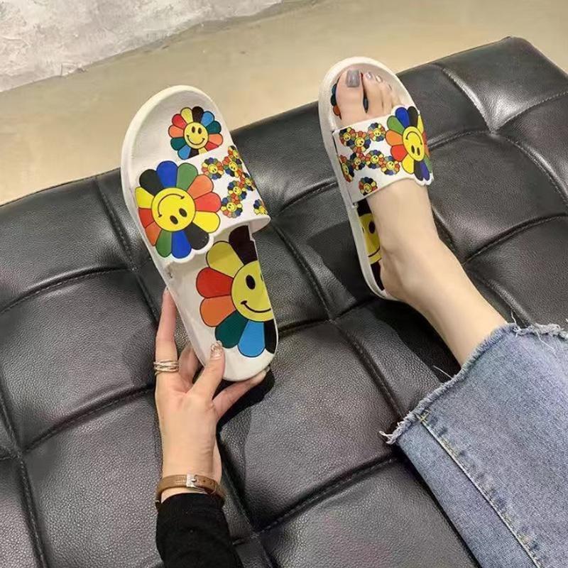 Soft And Durable Girls' Indoor/outdoor Beach Shoes With Sunflower Design