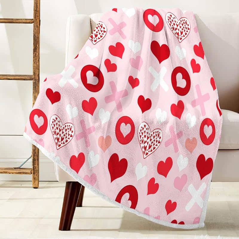 Valentine's Day Throw Blanket, Valentines Blanket Red Pink Heart Plaid Fuzzy Blanket Romantic Love Heart Decorative Soft Cozy Flannel Blanket for Mom