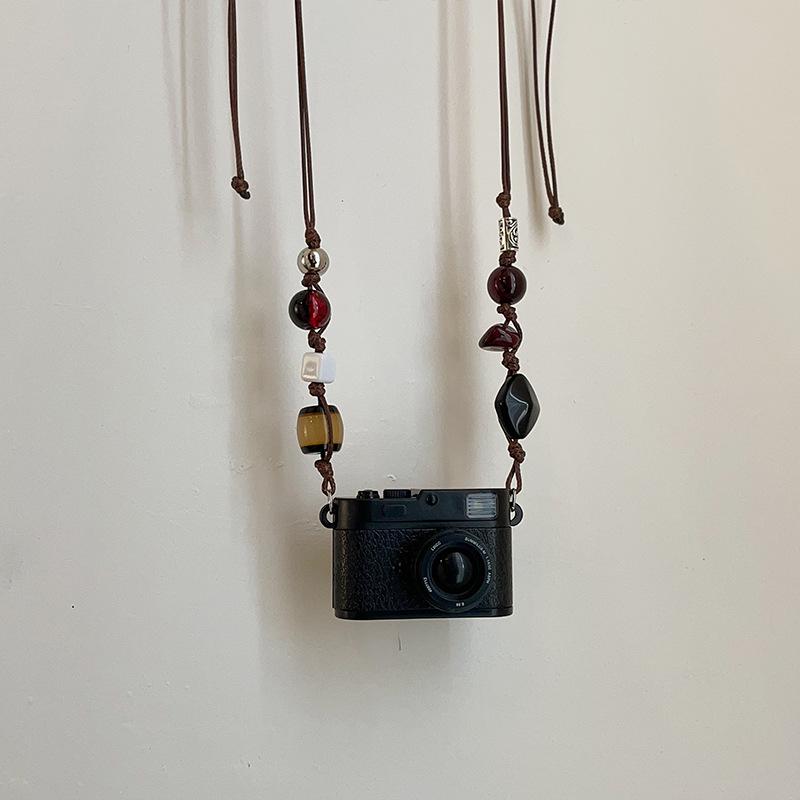 Ожерелье с подвеской в виде ретро-камеры: Универсальный, уникальный дизайн для женщин