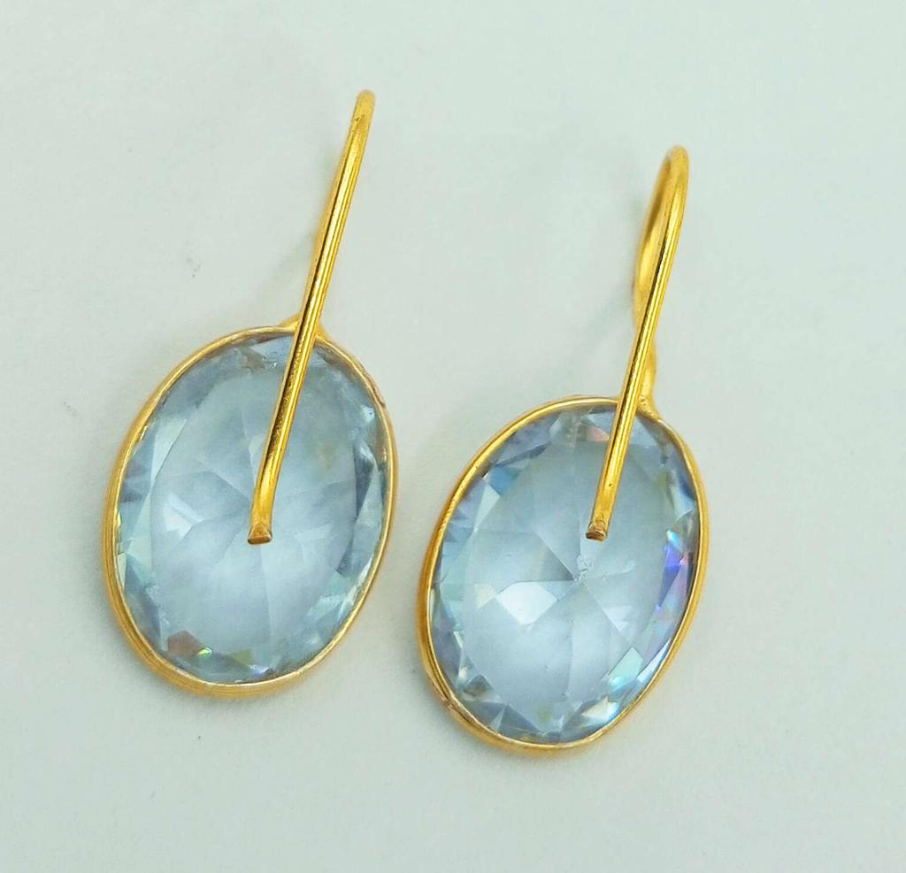 White Topaz Gemstone Gold Plated Women's And Gift Hook Earrings GPE-E156