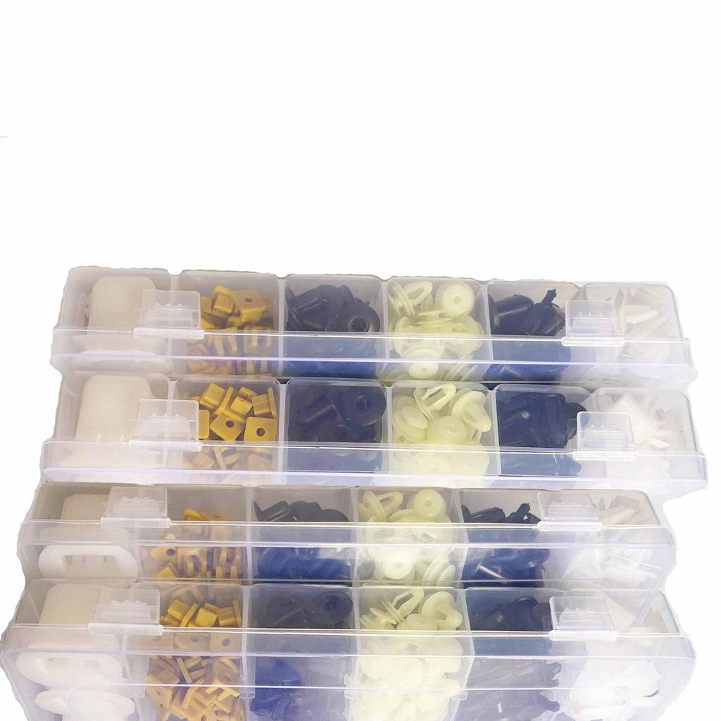 Комплект крепежных элементов для внутренней отделки дверей и бампера автомобиля