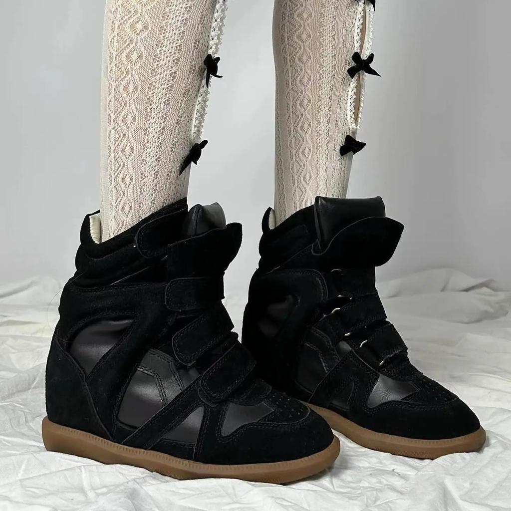 Женская обувь на скрытой платформе, короткие ботинки, новая кожаная обувь с высоким верхом, маленький человек