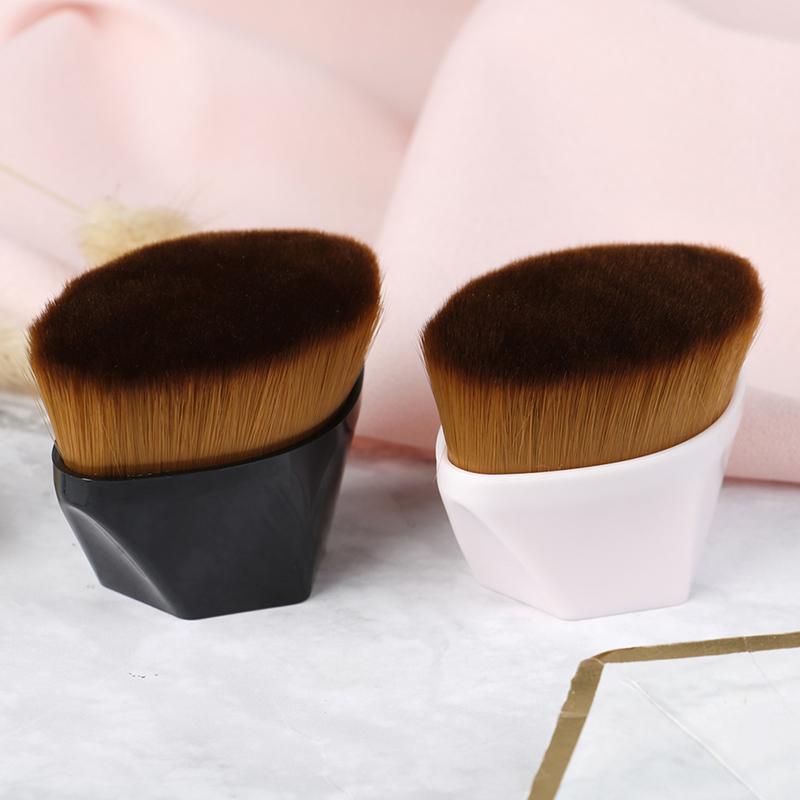 Кисть для нанесения тональной основы Magic Foundation Brush Petal Brush Портативная кисть для макияжа Beauty Makeup Tool