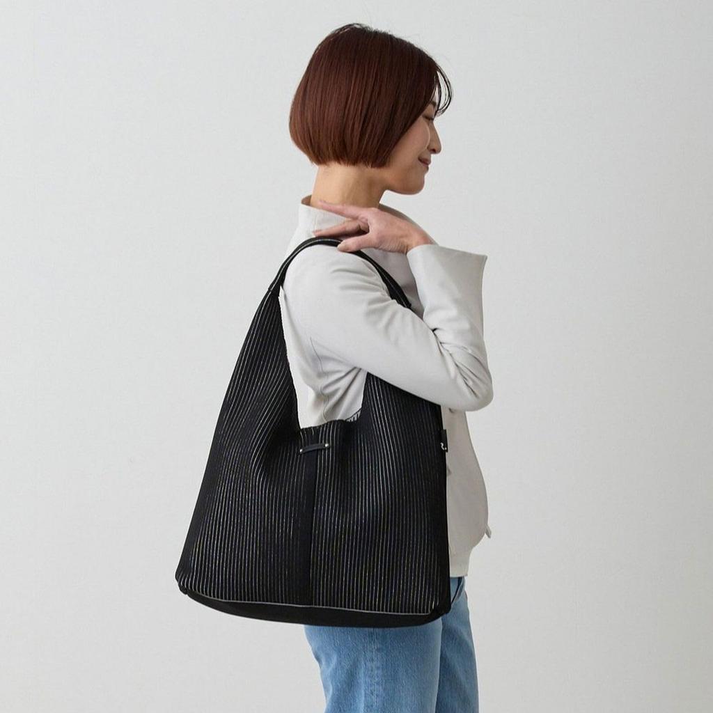 Сумка-шоппер Rootote из блестящей вязки на плечо LT.Round.Glimpse.Knit-A 1061 (03 Бежевый)