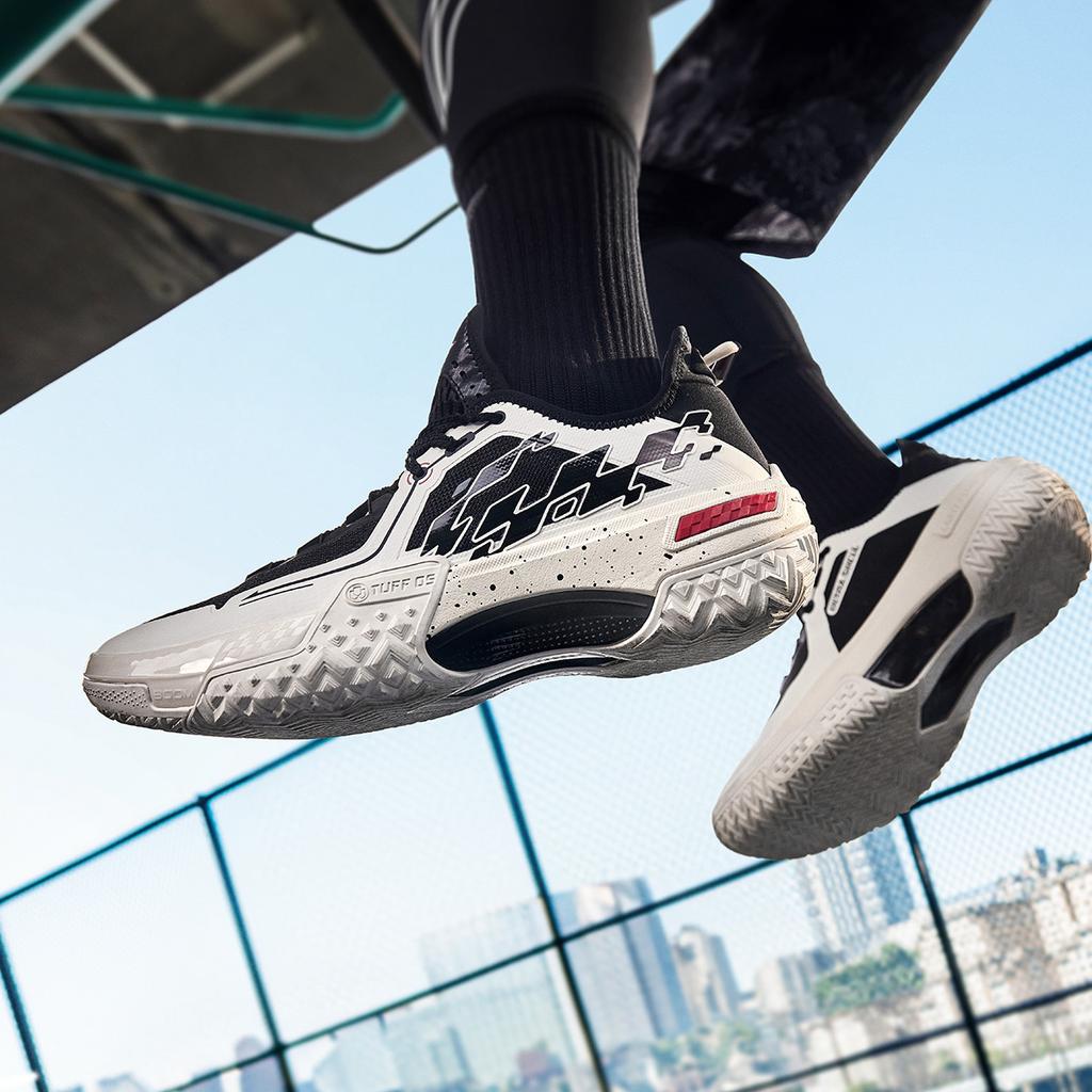 Li Ning Jie Ao, Черное Пламя Амортизация Скользкие Устойчивые к Истиранию Низкие Баскетбольные Кроссовки Мужские Черно-Белые ABFU019-6