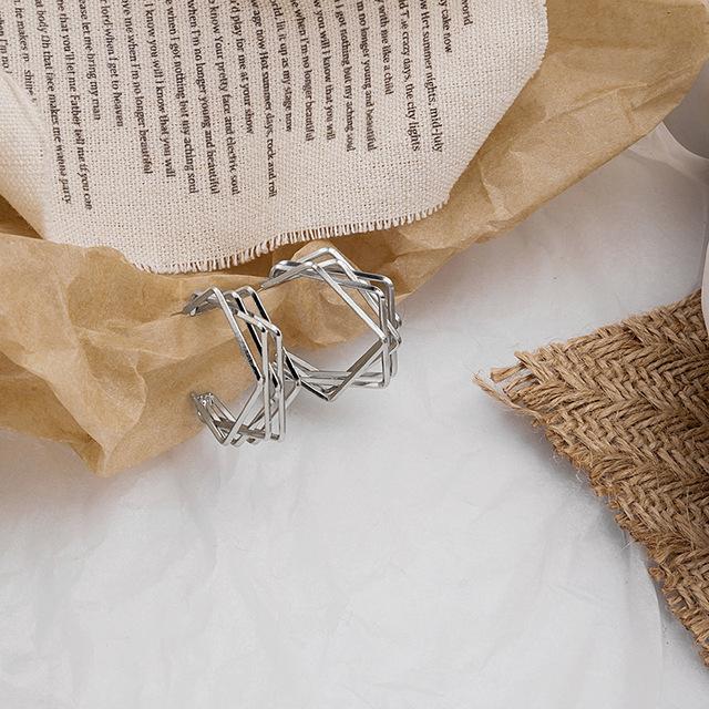 Новая модная тенденция, уникальный дизайн, элегантные нежные ретро преувеличенные многослойные серьги-гвоздики, женские ювелирные изделия, подарки на вечеринку, оптовая продажа