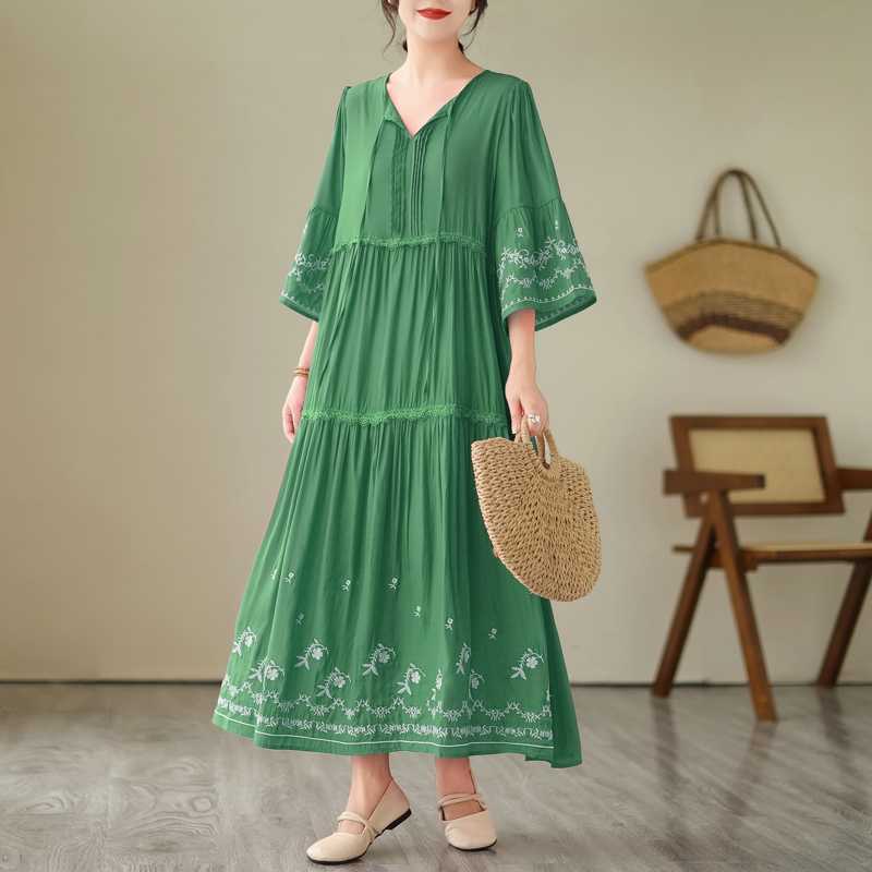 Embroidered Loose Fitting Women's Dress