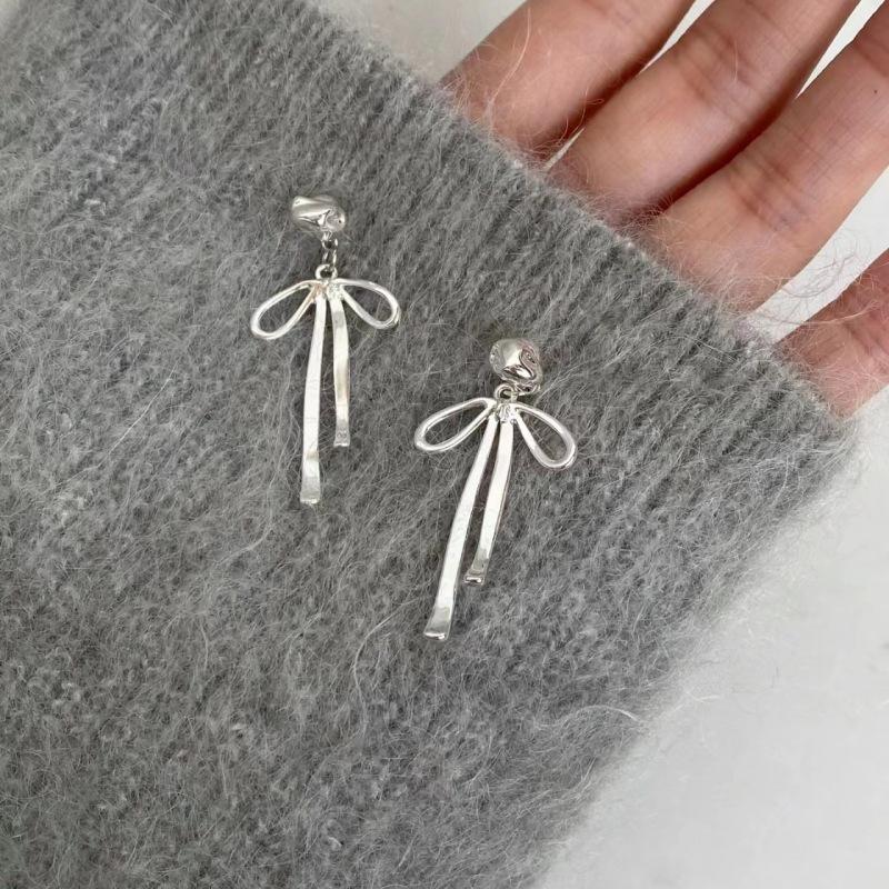 Модные серебряные серьги-капли с бантом из ленты для женщин и девочек в корейском стиле, серьги с имитацией жемчуга, свадебные украшения, подарки