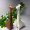 3D Printed Giraffe Figurine Small Shaking Head Giraffe Desktop Ornament for Stress Relief Home Office