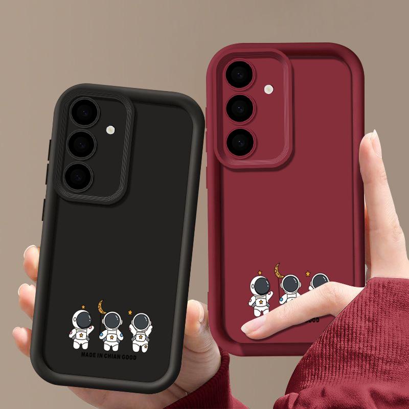 Мягкий противоударный чехол с принтом маленького астронавта для телефона Samsung S25 Ultra S24 FE S23 Plus S22 A56 A36 A16 A55 A06 A05 A15 A35 A54 Матовый чехол-бампер из ТПУ